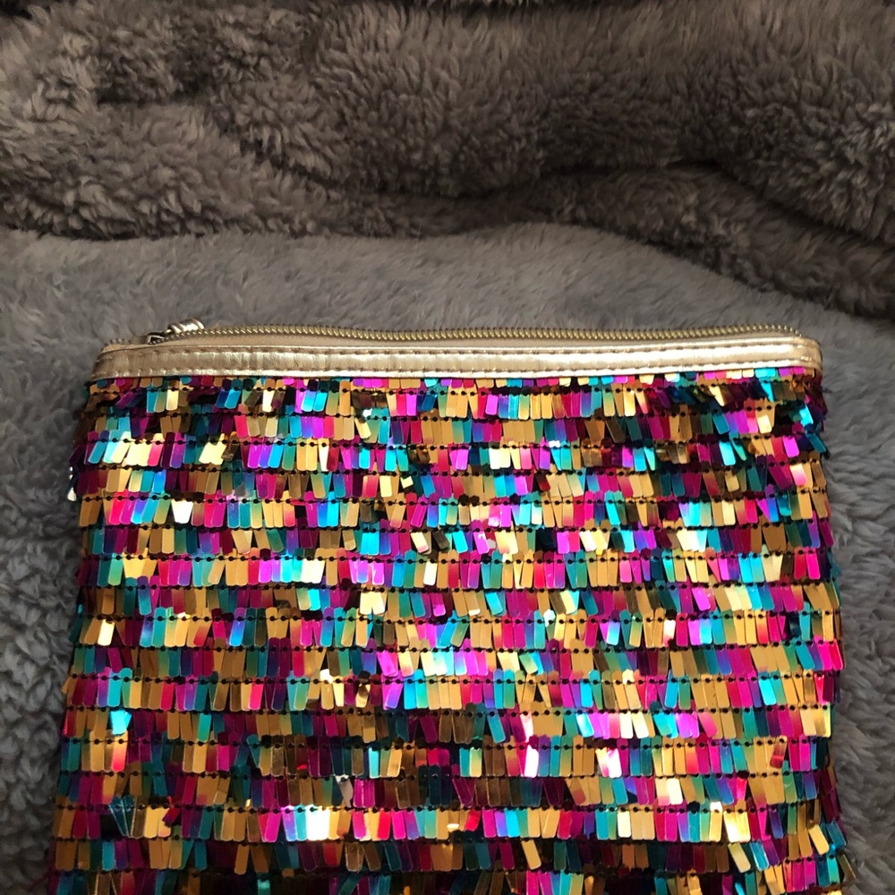 Tarte Makeup Bag View 3